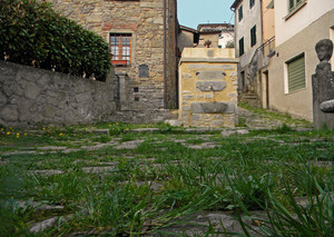 Castagno, la piazzetta