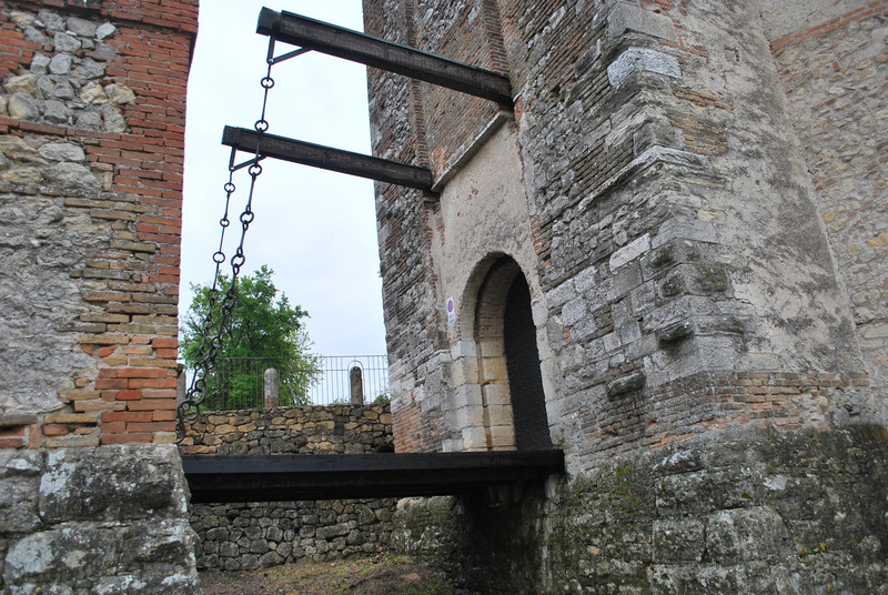 ''Il castello scaligero'' - Soave