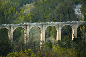 2° Ponte della vecchia ferrovia che saliva ad Urbino