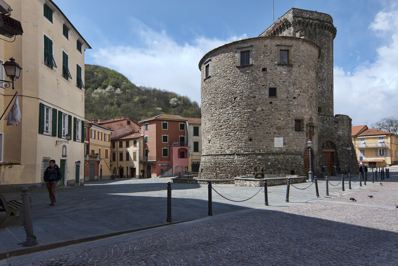 ''Chi mangia e chi salta'' - Varese Ligure