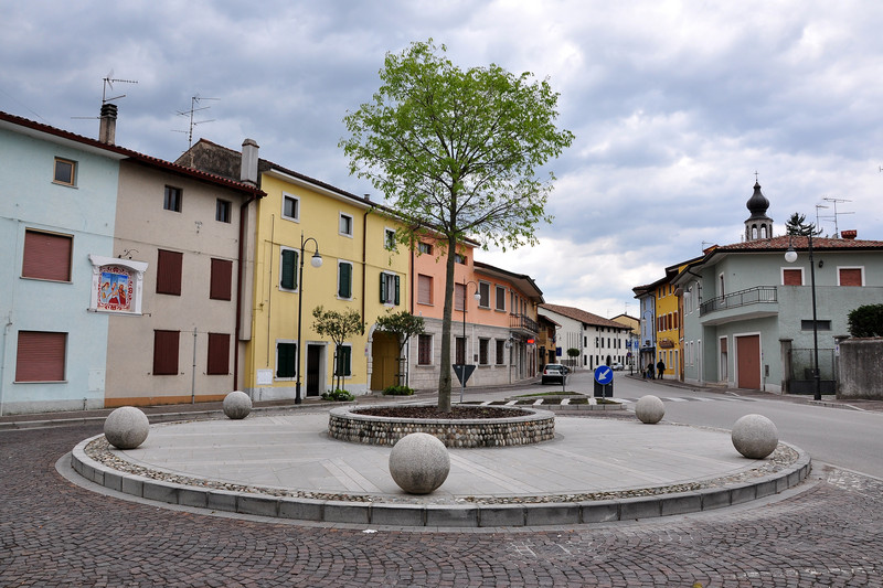 ''Piazza Dante'' - Villesse
