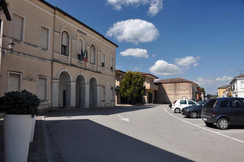 ''Piazza Giacomo Matteotti'' - Megliadino San Vitale