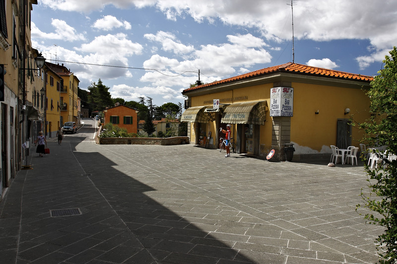 ''Piazza Carlo Cammeo'' - Lorenzana