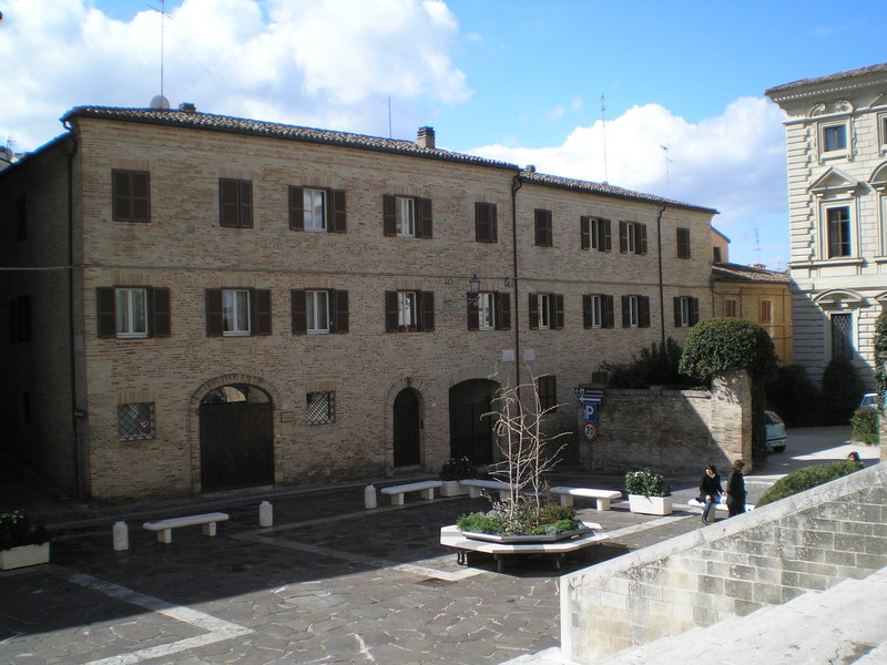 ''dalle scale del Duomo'' - Osimo