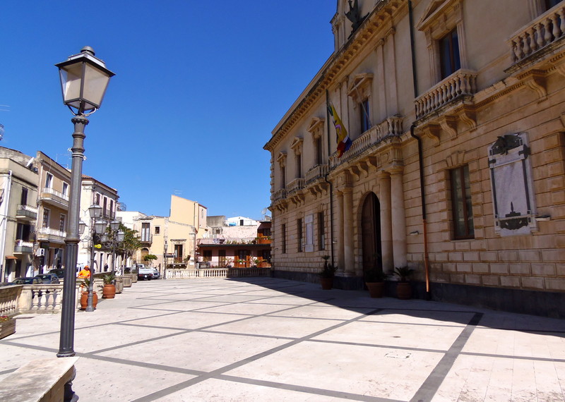 ''Piazza Filippo Crescimanno'' - Melilli