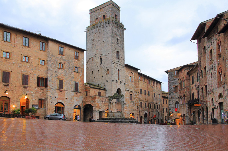 ''San Gimignano piazza della Cisterna'' - San Gimignano