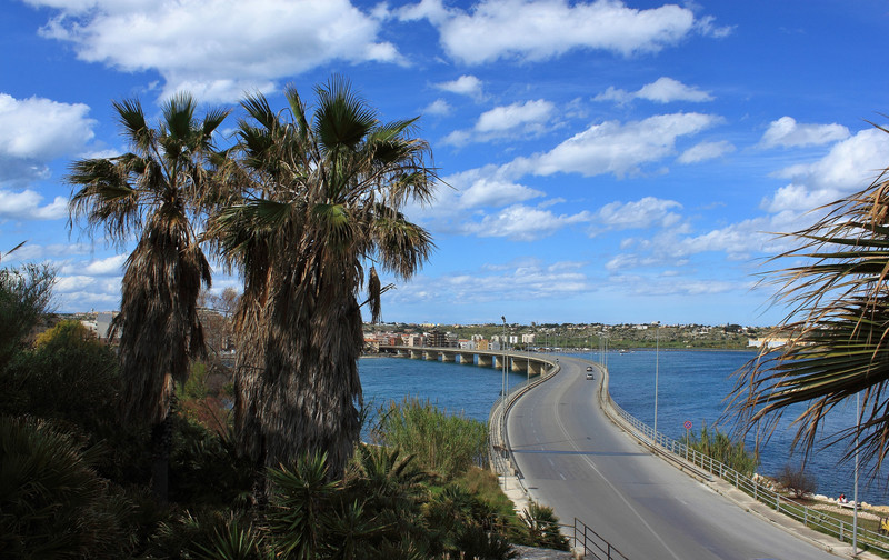 ''Sul ponte navigando'' - Augusta