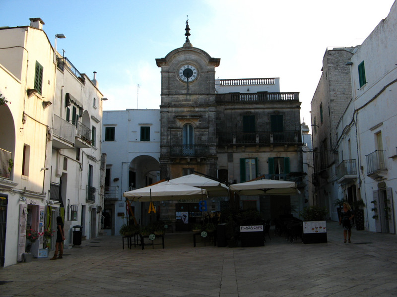 ''Piazza Vittorio Emanuele'' - Cisternino