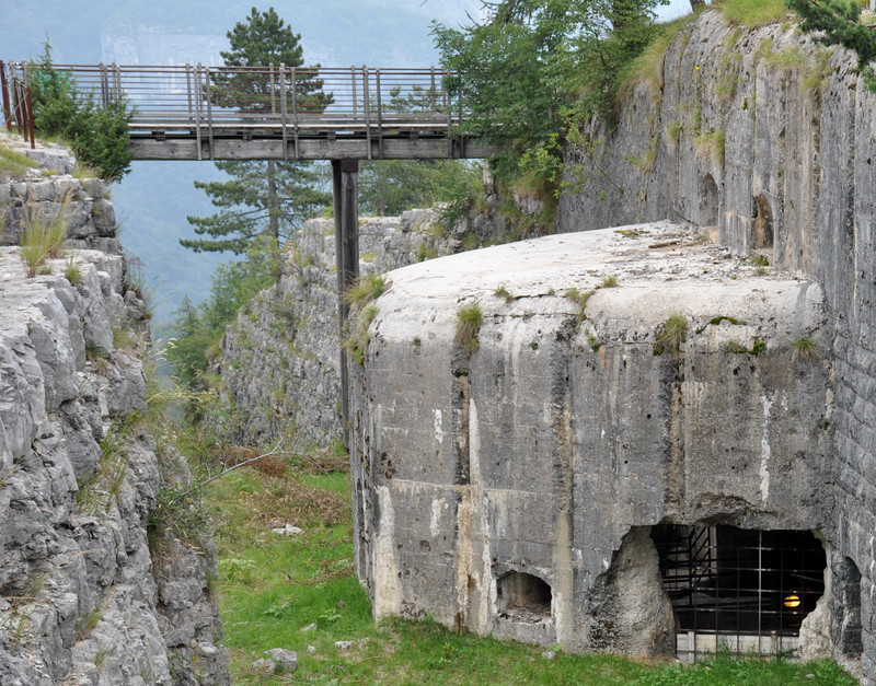 ''Ponte sul fossato di Forte Belvedere'' - Lavarone