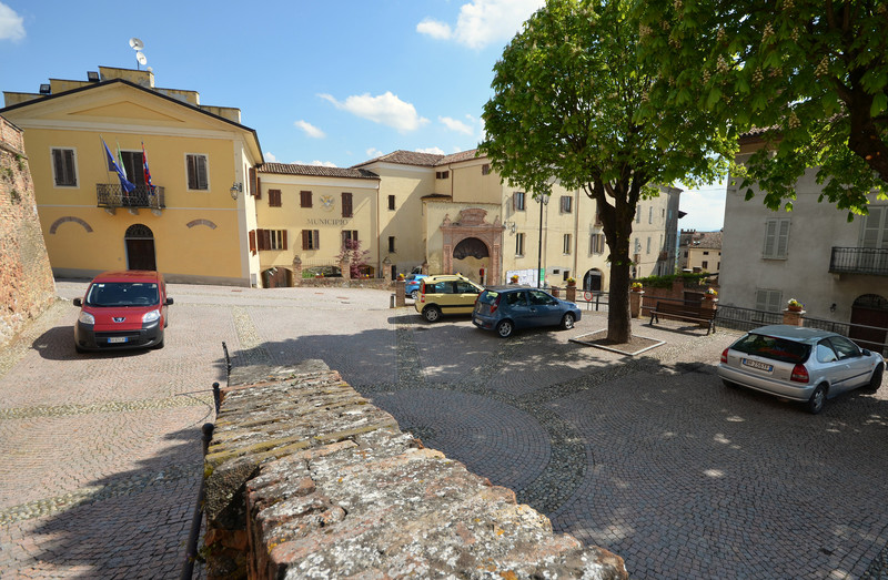 ''Sotto l’ombra degli ippocastani'' - Montiglio Monferrato