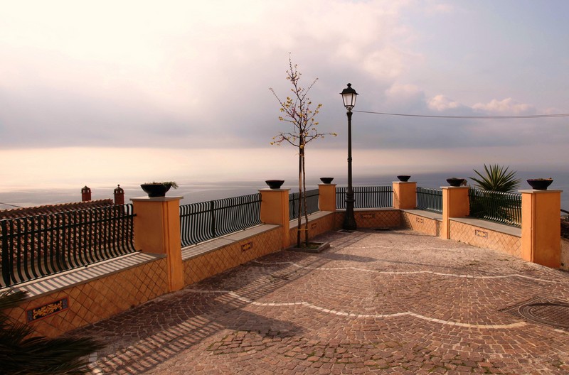 ''da qui… all’infinito…'' - Vietri sul Mare