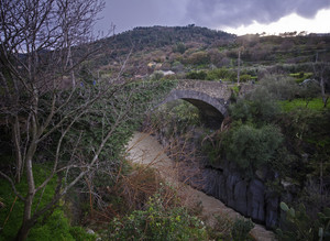 Ponte sull’Alcantara a Mitoggio