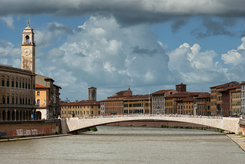 ''La maniglia sull’Arno'' - Pisa