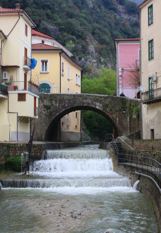 ''Ponte nei pressi di Piazza Guerriero'' - Campagna