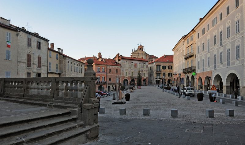 ''Sera al rione Piazza'' - Mondovì