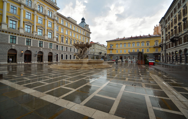 ''Sotto la pioggia'' - Trieste