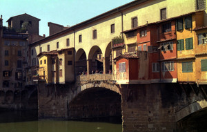 Scorre l’Arno dolcemente