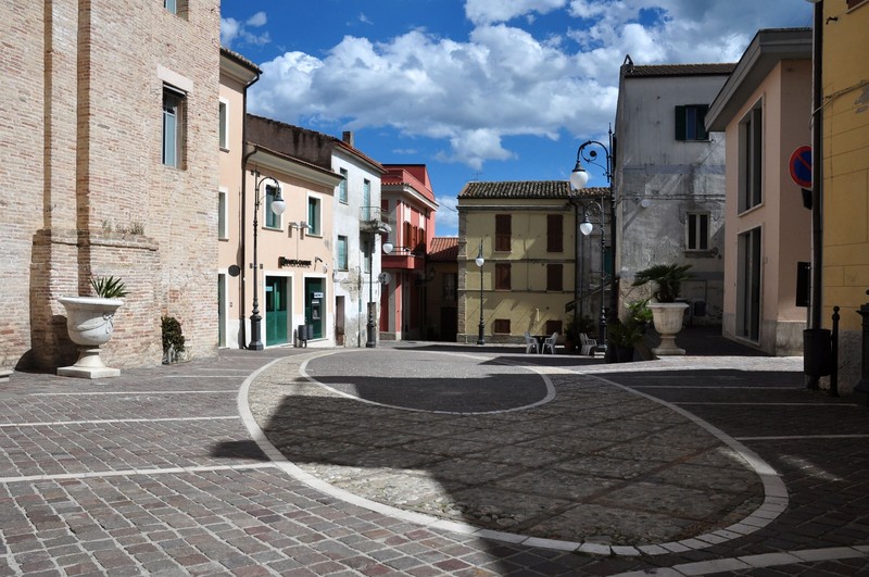 ''Piazza Umberto I'' - Moscufo