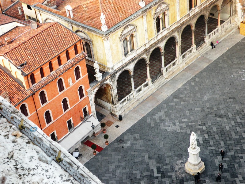 ''Signori in Piazza'' - Verona