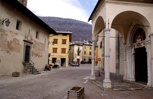 Piazza Sant’Eufemia a Teglio