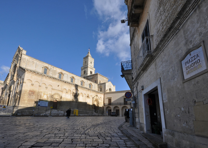 ''piazza Duomo con cartello'' - Matera