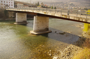 Ponte sul fiume Adige