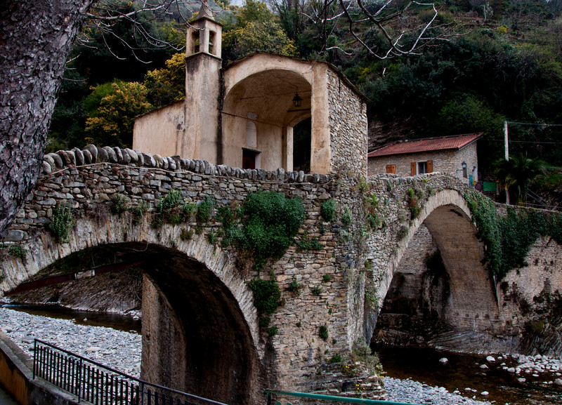 ''il ponte e la chiesa'' - Badalucco