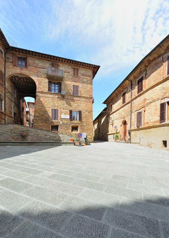 ''Piazza S. Michele'' - Panicale