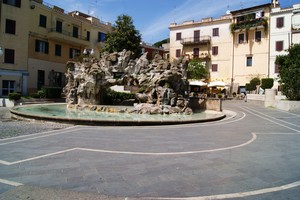 Piazza Carlo Fontana