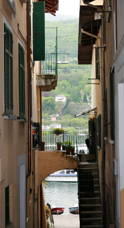 ''Il ponte piu piccolo'' - Laveno-Mombello