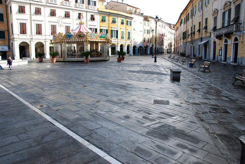 ''bagnata dalla pioggia'' - Sarzana