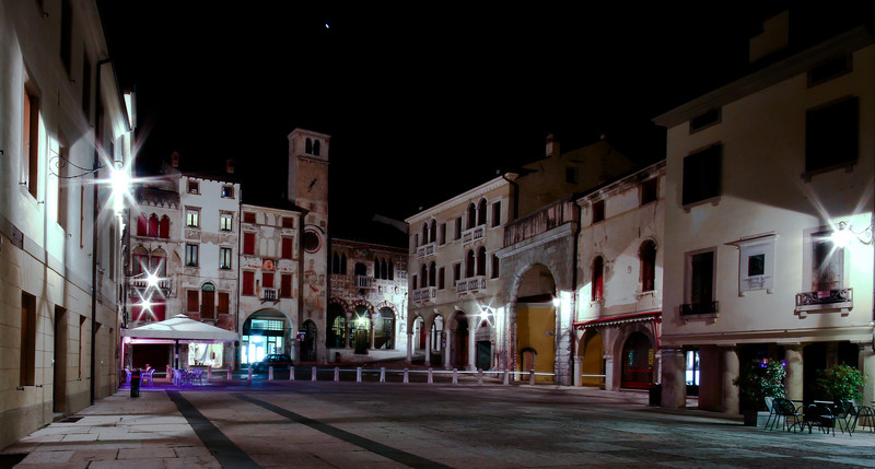 ''Serravalle by night'' - Vittorio Veneto