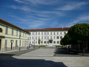 La piazza della Chiesa