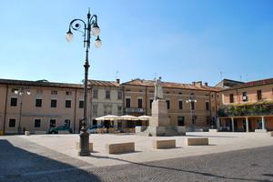 piazza Cornelio