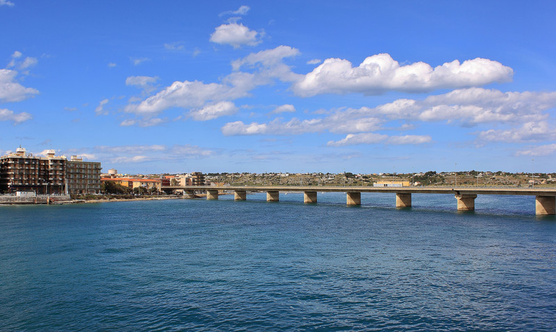 ''Fate largo…passa il ponte'' - Augusta