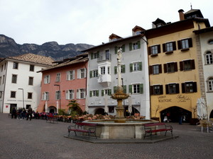 In piazza a Caldaro