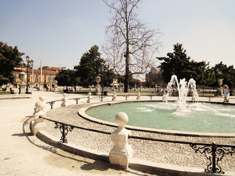 ''Fontana in Prato della Valle'' - Padova