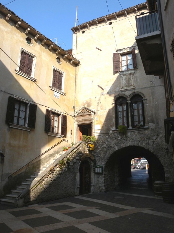 ''In piazzetta'' - Lazise