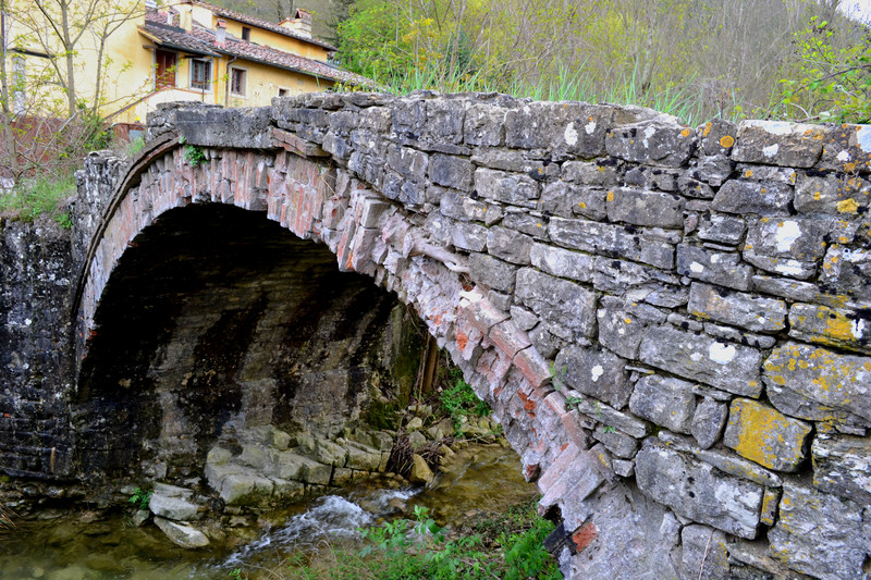 ''Vecchi mattoni'' - San Piero a Sieve