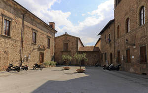 Piazze minori # 1 – Piazza dell’ Ospedale