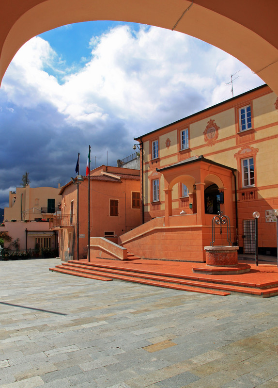 ''Boissano, Piazza Gilberto Govi'' - Boissano