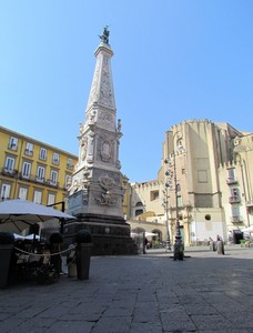 Piazza S.Domenico Maggiore