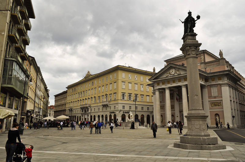 ''PIAZZA DELLA BORSA'' - Trieste
