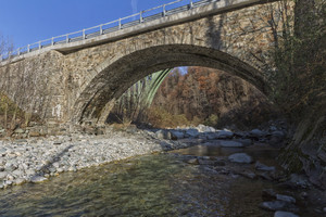 Ponte sul fiume Stura