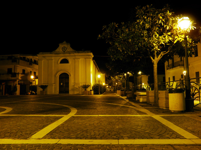 ''Piazza San Carlo Borromeo 2, Zambrone (VV)'' - Zambrone