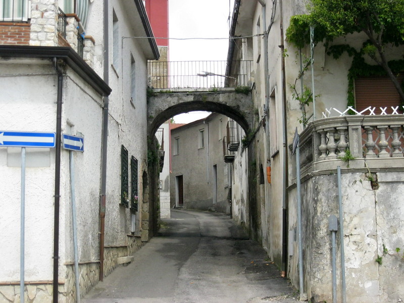 ''Alvignano ponte tra due palazzi 2'' - Alvignano