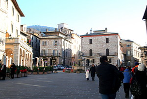 Assisi piazza del centro storico