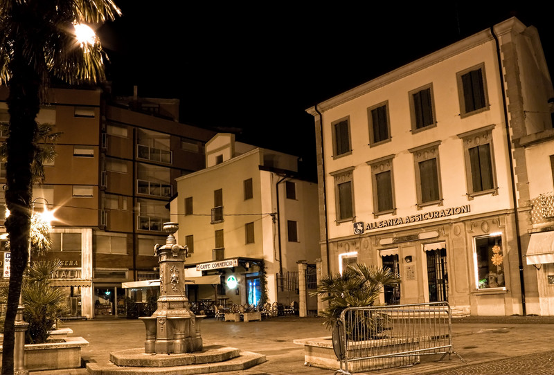 ''Piazza Garibaldi – Latisana'' - Latisana