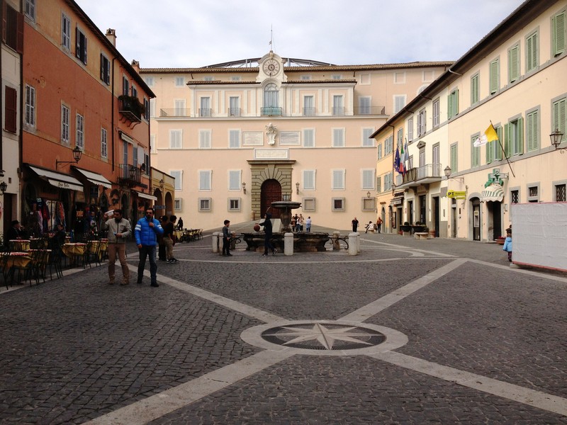 ''Il Papa non ci sta’'' - Castel Gandolfo