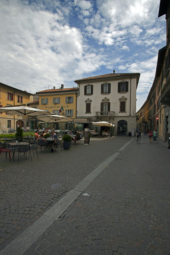 71123-533x800 71123-533x800